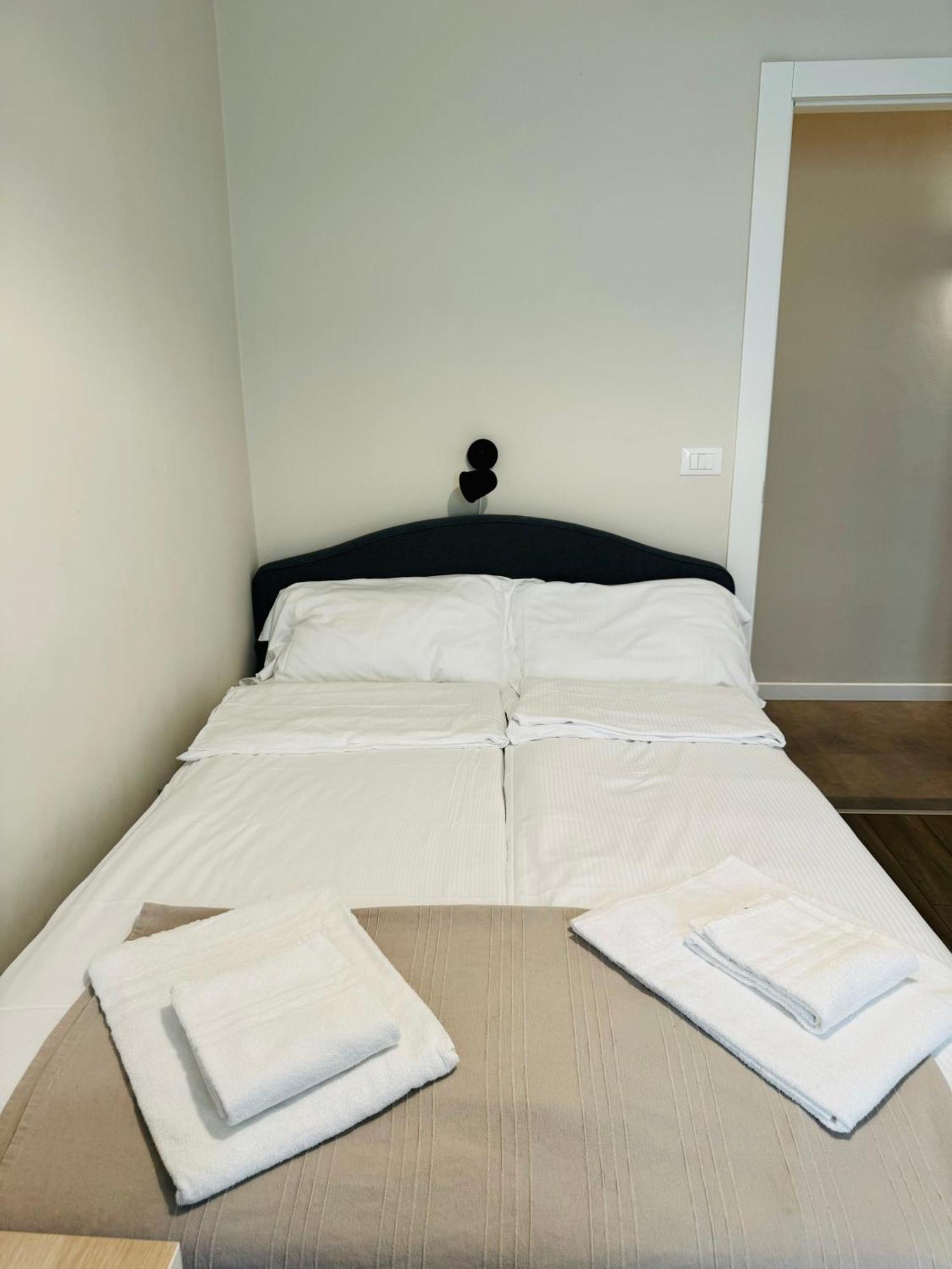 Maison Floran Appartamento In Centro A Triëst Buitenkant foto